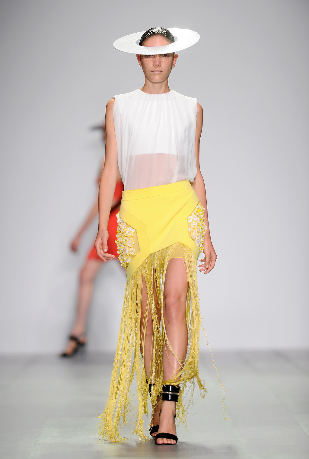 Hakan Yıldırım defilesi / Londra Moda Haftası İlkbahar / Yaz 2015