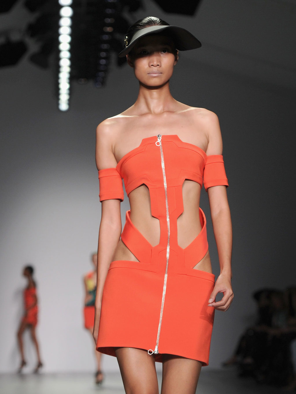 Hakan Yıldırım defilesi / Londra Moda Haftası İlkbahar / Yaz 2015