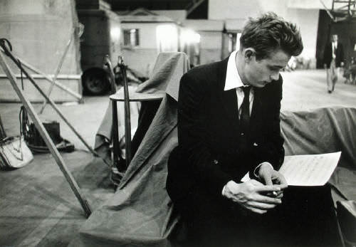 Bazı adamlar hızlıdır, asidir ve erken ölür... 