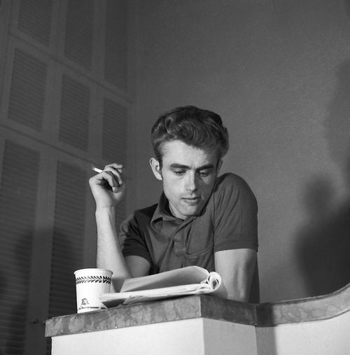 Bazı adamlar hızlıdır, asidir ve erken ölür... 