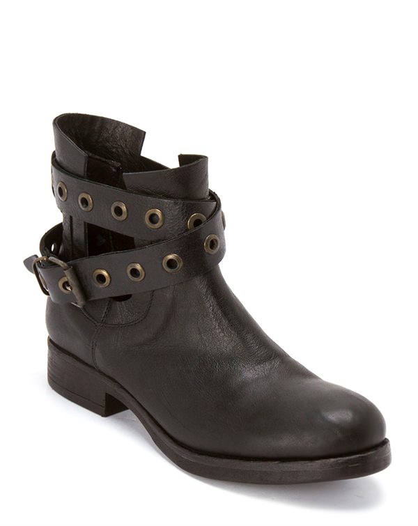 Biker botlar saltanatını sürdürüyor