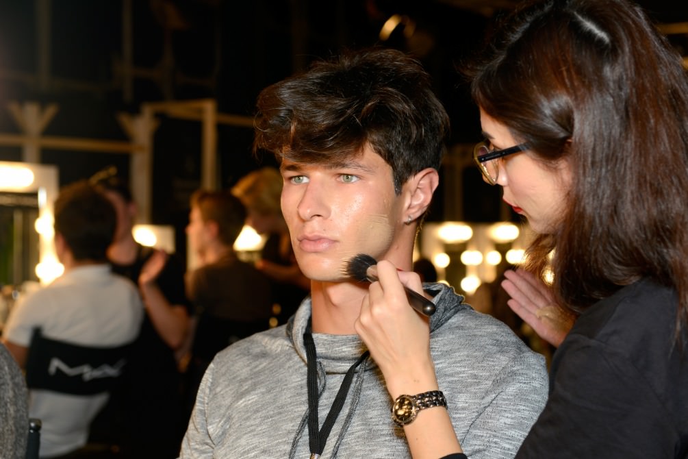 Niyazi Erdoğan defilesi kulis görüntüleri