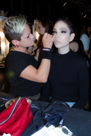 Hakan Akkaya backstage, MBFWI