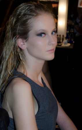 Hakan Akkaya backstage, MBFWI