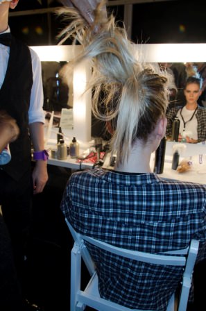 Hakan Akkaya backstage, MBFWI