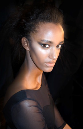 Hakan Akkaya backstage, MBFWI