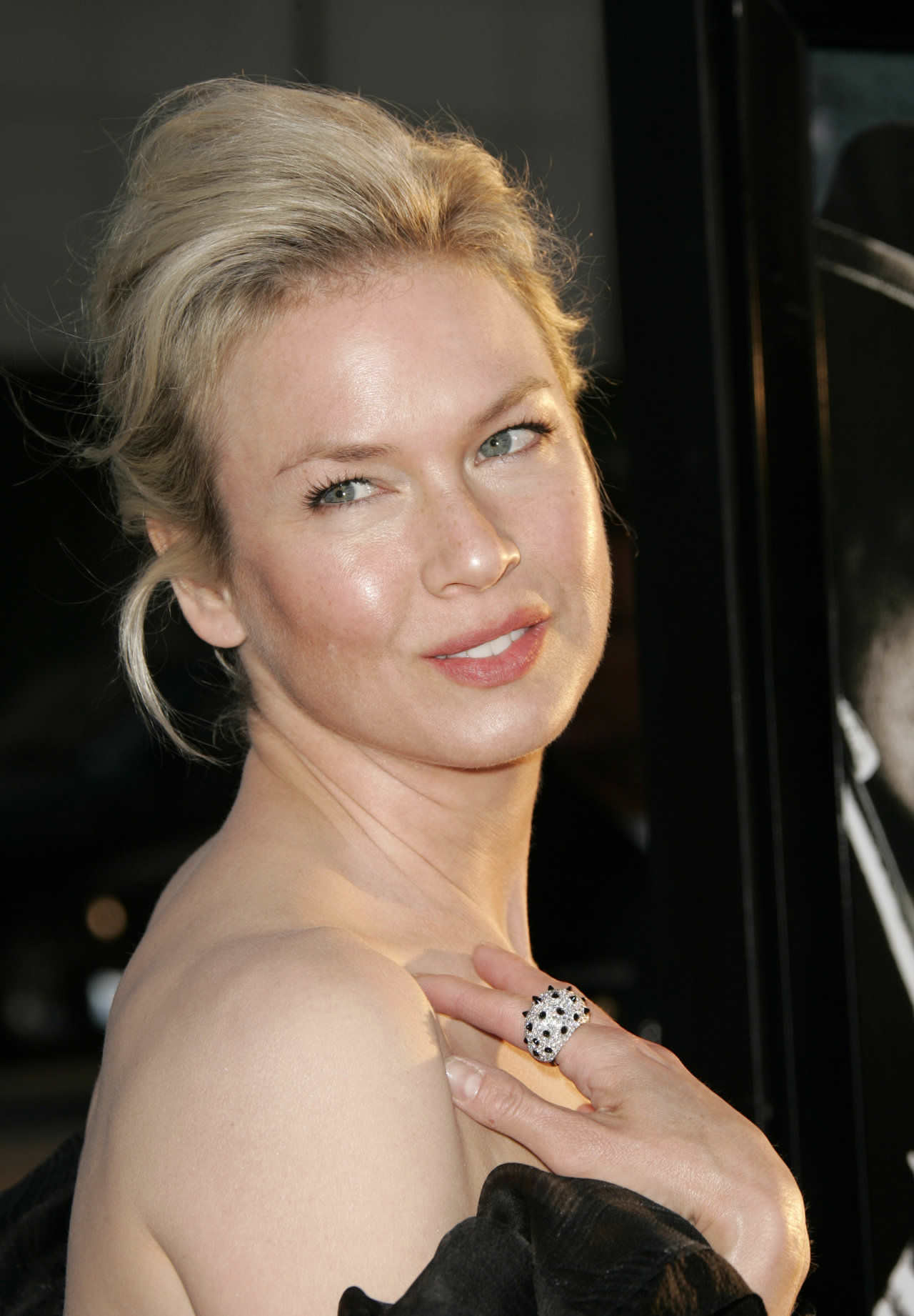 Renee Zellweger'in inanılmaz değişimi