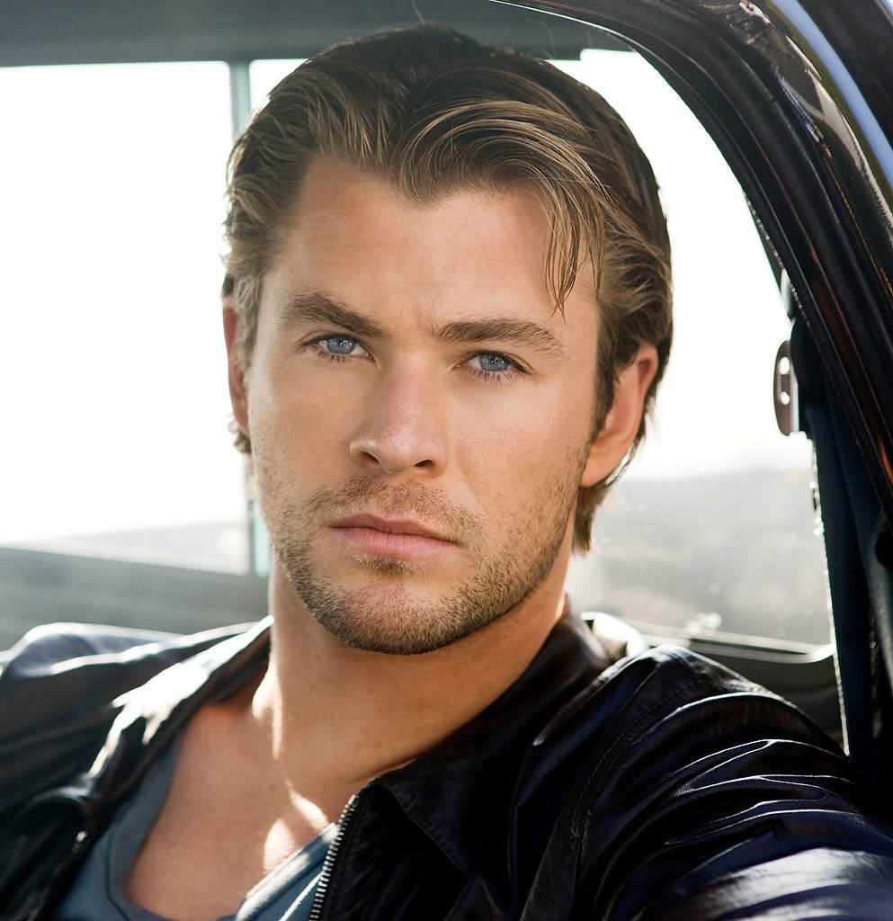 2014'ün en seksi erkeği Chris Hemsworth