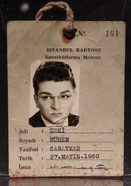 Yılın sergisi: İşte benim Zeki Müren 