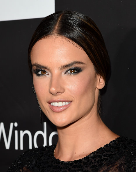 Yılbaşı özel makyaj alternatifleri