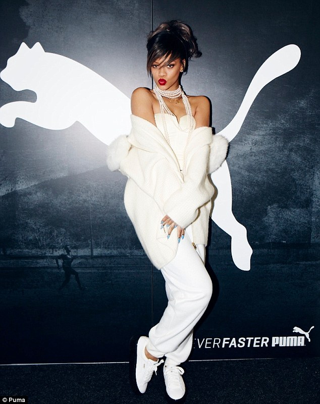Rihanna Puma'yla anlaştı