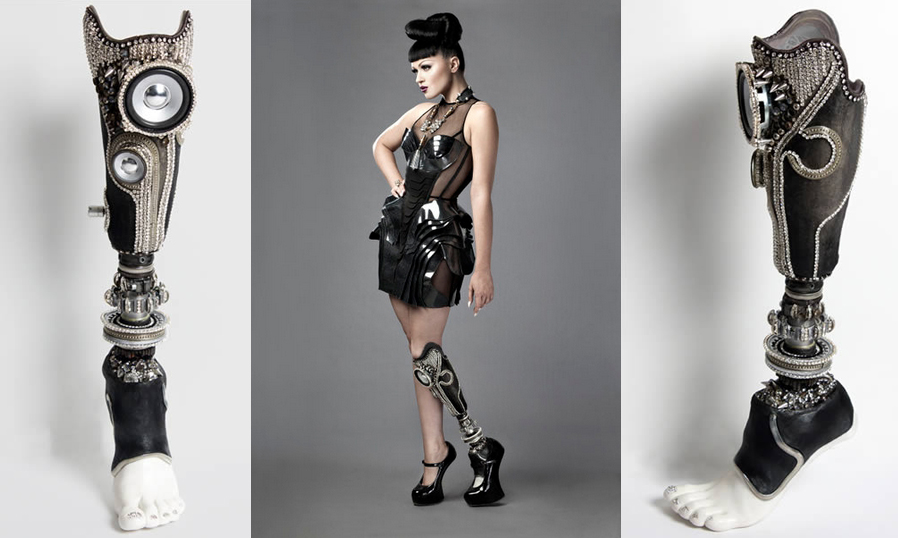 Biyonik şarkıcı Viktoria Modesta