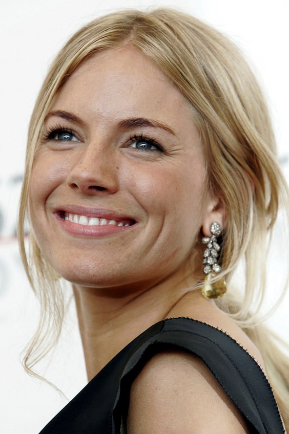 Hangi saçla Sienna Miller? 