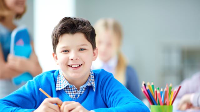 Çocuklarınızın karnelerini sosyal medyada paylaşmayın