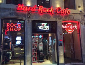 İstanbul’da gidilecek en iyi rock barlar