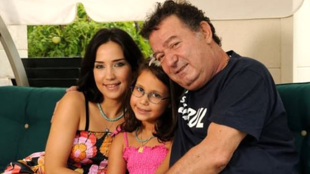 Kayahan'ın ölümü ünlüleri yasa boğdu