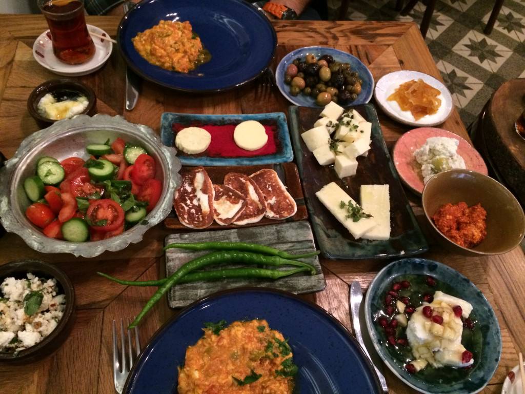 Taksim - Cihangir arası kahvaltı mekanları