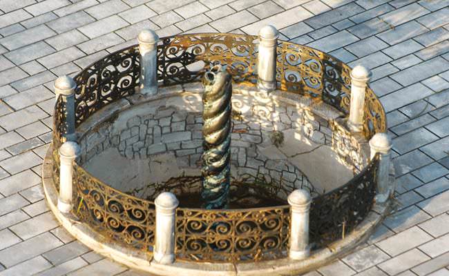 İstanbul'un 12 tılsımlı tarihi yapısı