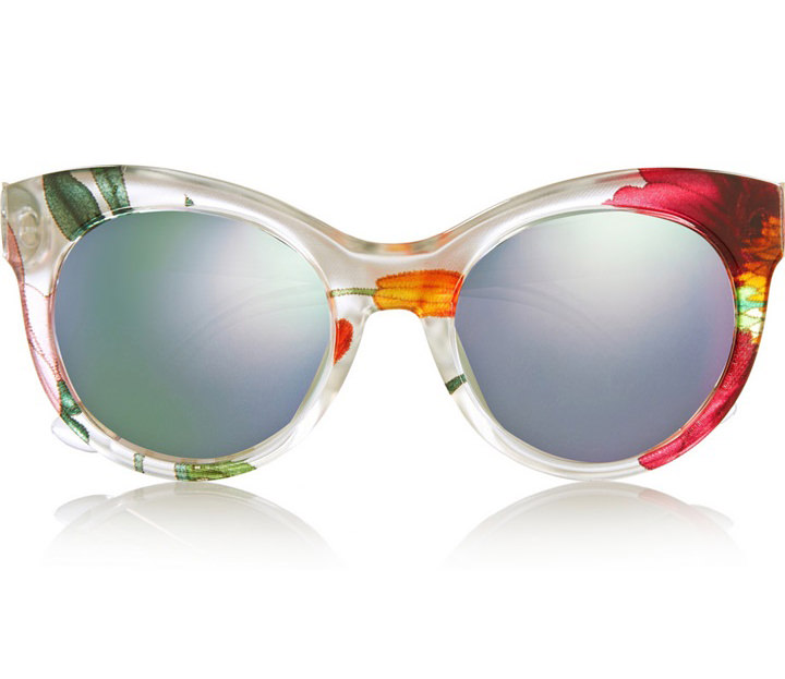 Plajda 60’lar kadınıyız!