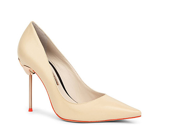  Stil Zoom: Kendall Jenner - Nereden giyiniyor, ne kadar ödüyor?