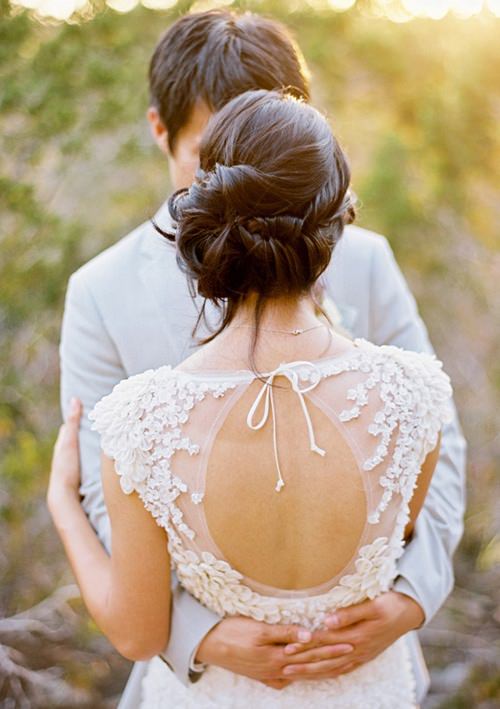 Kumsal düğünlerine özel saç modelleri