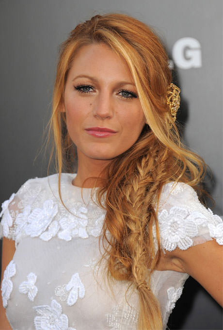 Kumsal düğünlerine özel saç modelleri