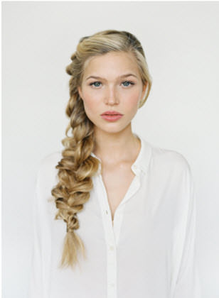 Kumsal düğünlerine özel saç modelleri