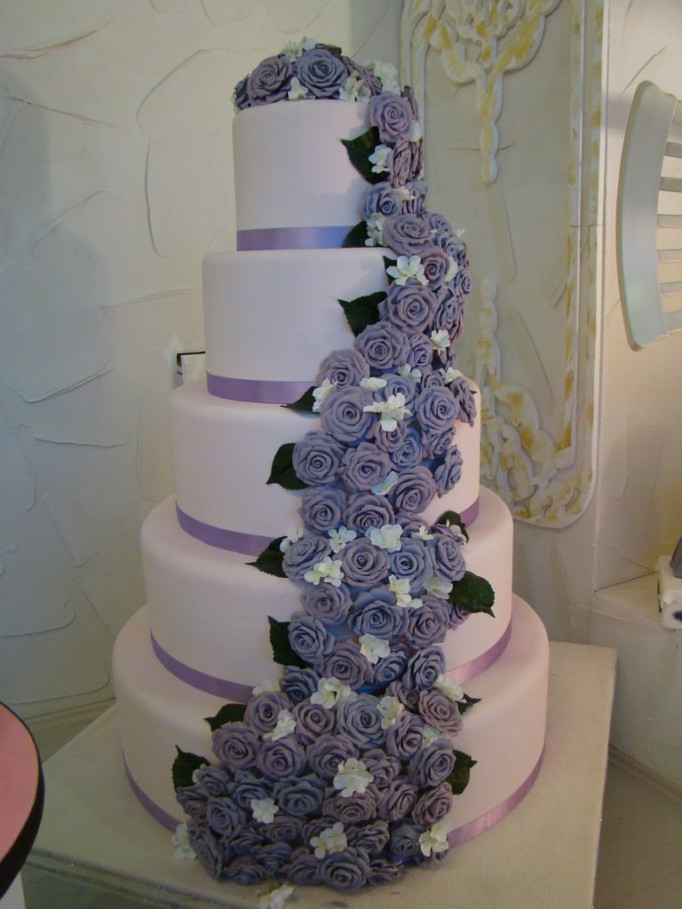 Buse Terim'den düğün trendleri