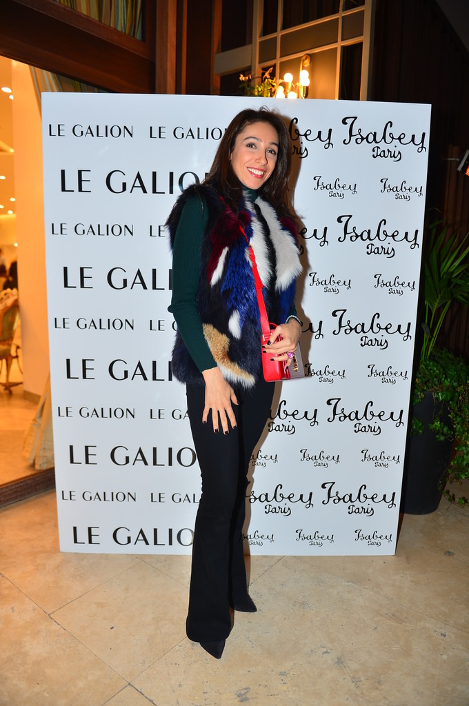 Ünlüler iki yeni parfümle tanıştı