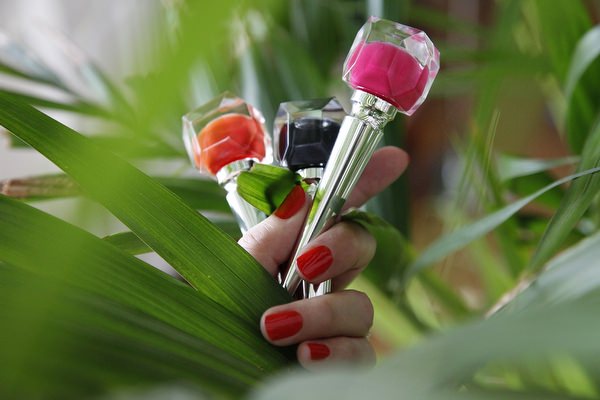 Christian Louboutin`den Hawaii Kawai koleksiyonu