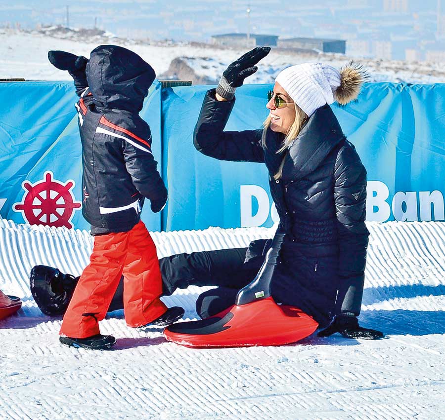 Ünlülerin kar tatilinden fotoğraflar