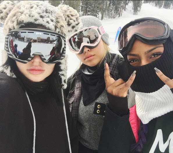 Ünlülerin kar tatilinden fotoğraflar
