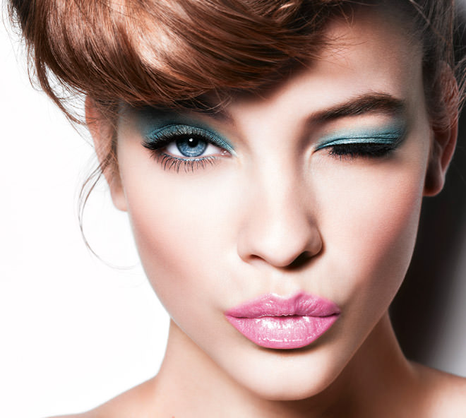 Trend: Renkli göz makyajı
