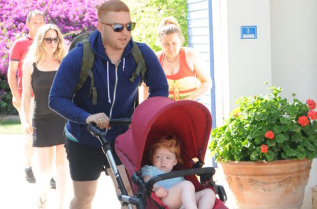 Gökhan Özoğuz ikiz babası oldu