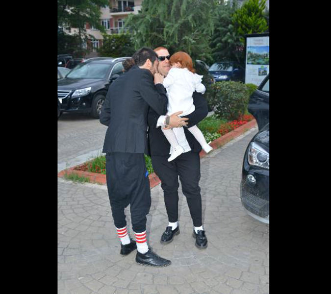 Gökhan Özoğuz ikiz babası oldu