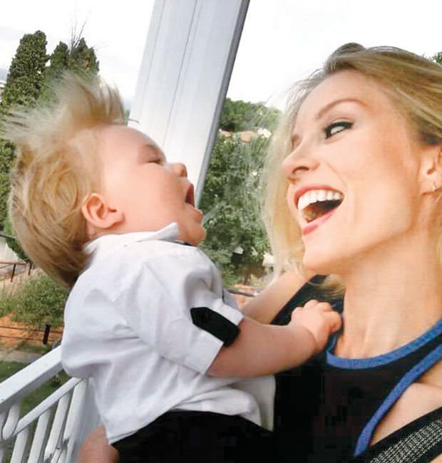 Ünlü çiftin boşanma davasında tuhaflık zirve yaptı!