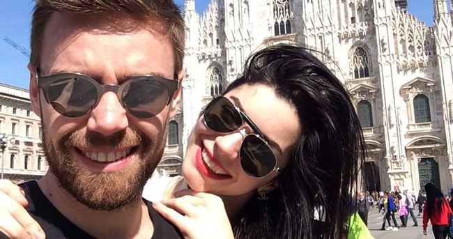 Merve Boluğur ile Murat Dalkılıç alyansları çıkarttı