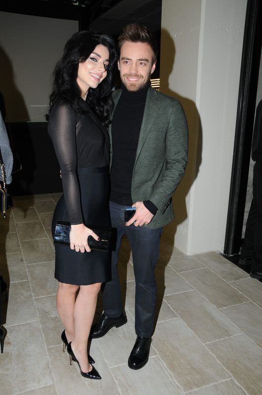 Merve Boluğur ile Murat Dalkılıç alyansları çıkarttı