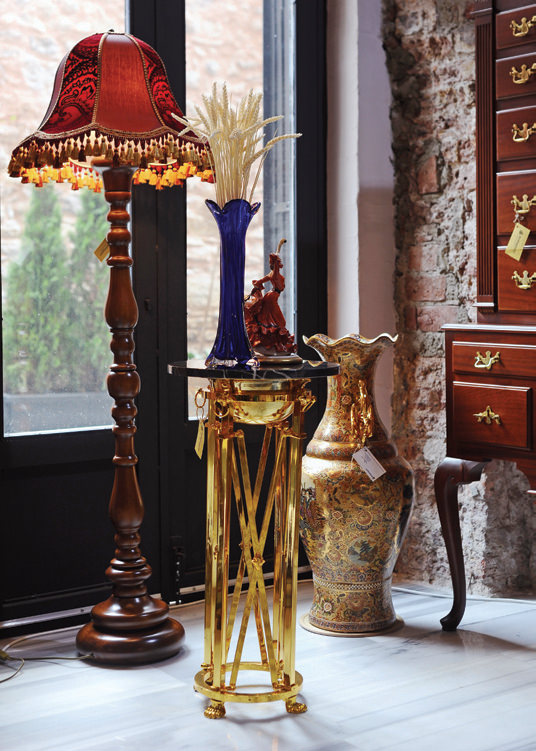 Karaköy'de bir dekorasyon mağazası: Antemiyon