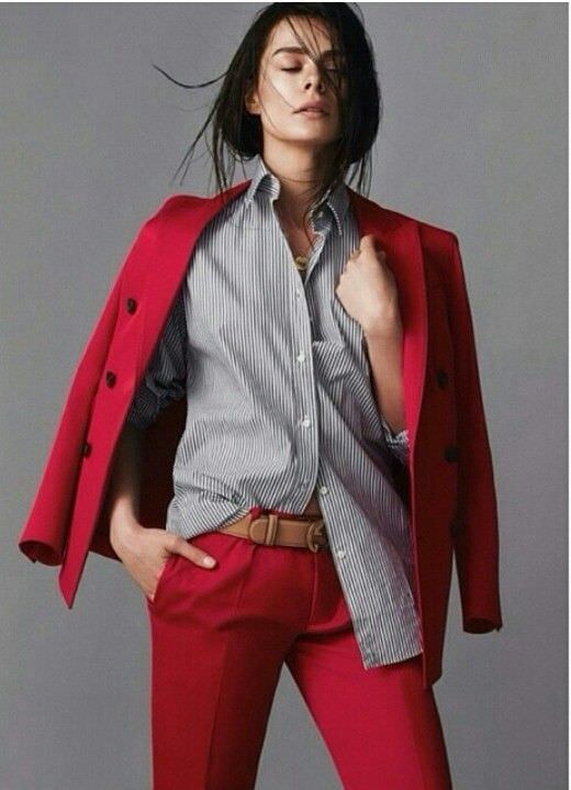 Özge Özpirinçci yeni yaşını kutladı