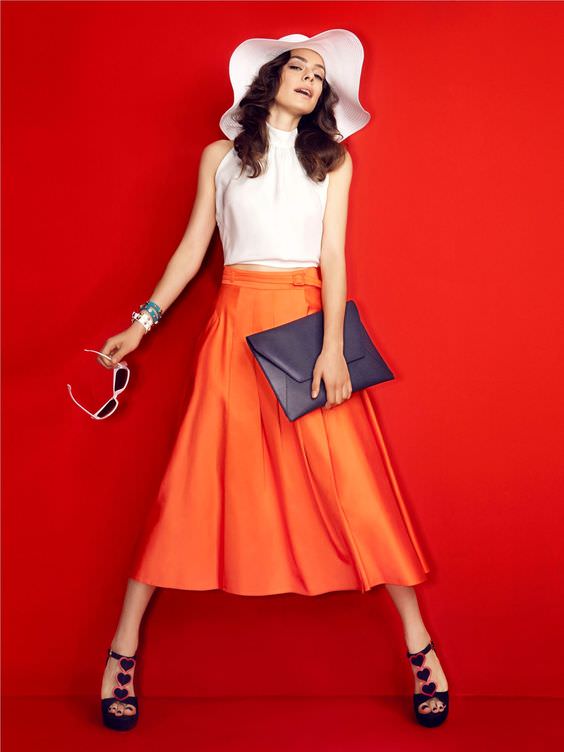 Özge Özpirinçci yeni yaşını kutladı