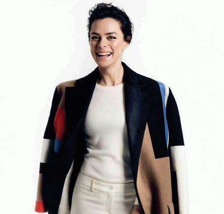 Özge Özpirinçci yeni yaşını kutladı