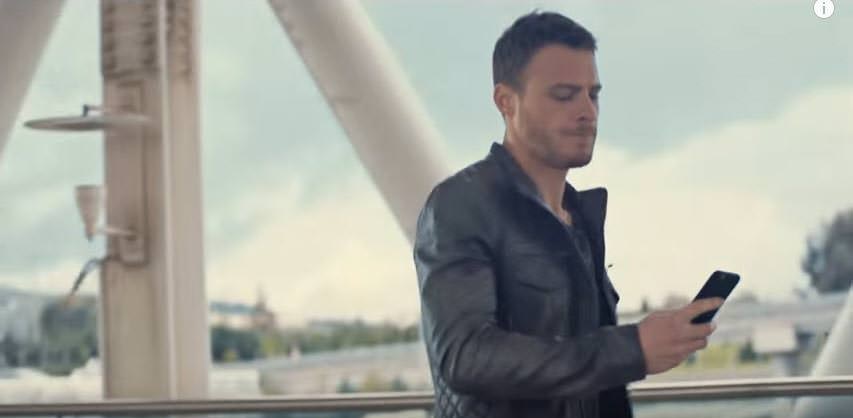 Serenay Sarıkaya ve Kerem Bursin'in yeni reklam filmi