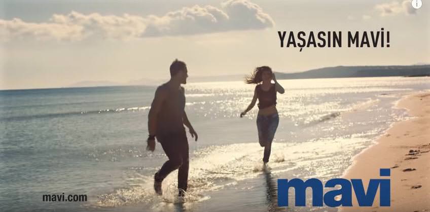 Serenay Sarıkaya ve Kerem Bursin'in yeni reklam filmi