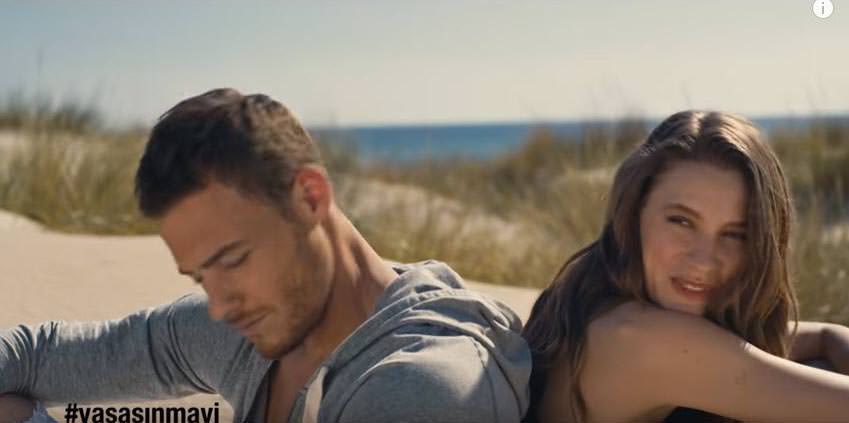 Serenay Sarıkaya ve Kerem Bursin'in yeni reklam filmi