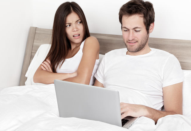 Aynı anda iki kişiye birden aşık olunur mu?