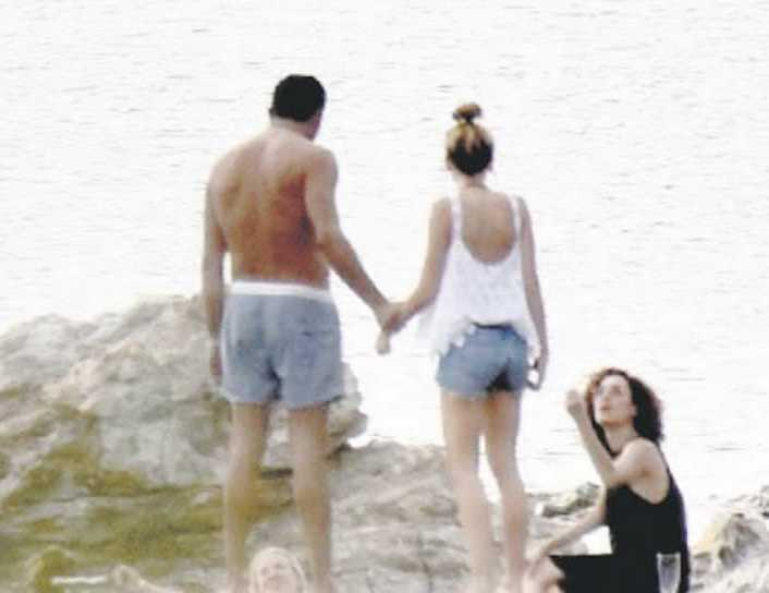 Sinem Kobal ve Kenan İmirzalıoğlu'nun romantik balayı tatili	