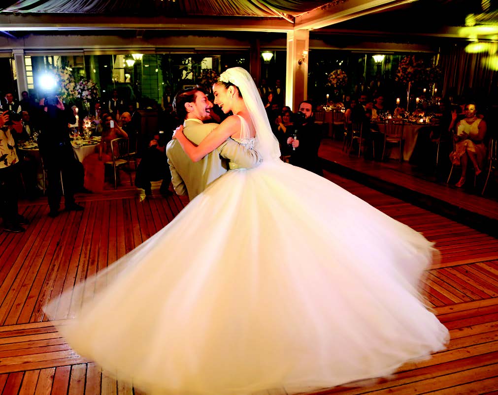 Gecede 3 gelinlik trendi