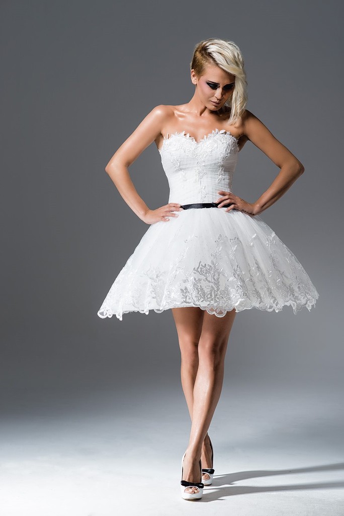 Gecede 3 gelinlik trendi