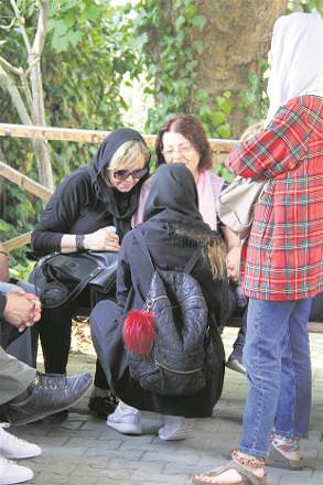 Murat Boz, Aslı Enver'i acı gününde yalnız bırakmadı